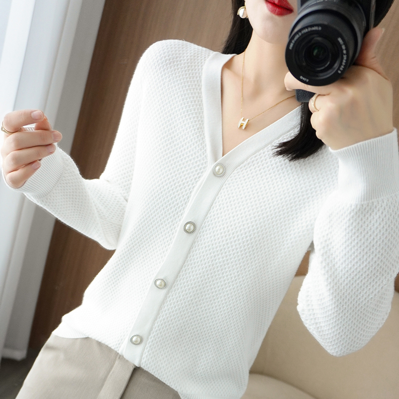 V-neck cashmere cardigan women's sweater in autumn and winter sweater loose thickened solid sweater long sleeved sweater